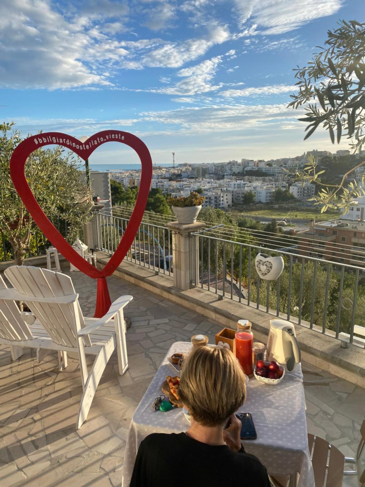B&B Il Giardino Stellato Весте Екстериор снимка